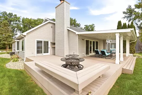 Exterior - 1100 Cove, Au Gres, MI 48703 photo 10 of 13