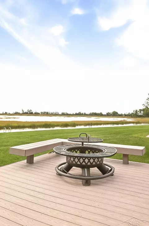 Exterior - 1100 Cove, Au Gres, MI 48703 photo 8 of 13