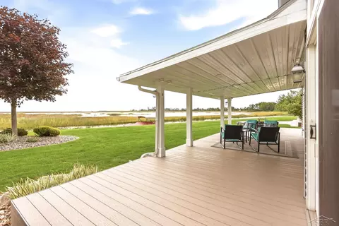 Exterior - 1100 Cove, Au Gres, MI 48703 photo 7 of 13