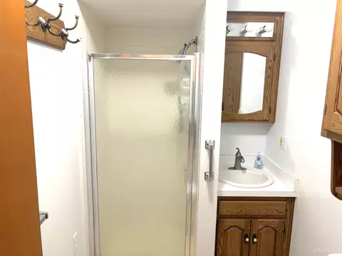 Bath - 1836 Prairie, Ishpeming, MI 49849 photo 1 of 2