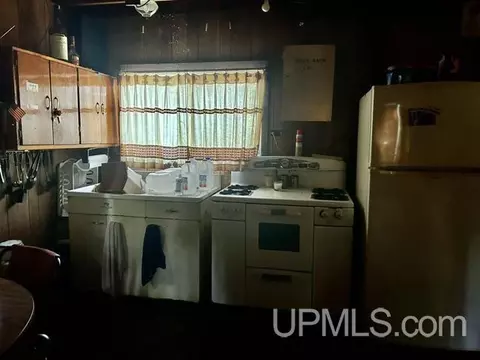 Kitchen - 9000 Bear Lake Lodge Rd, Ishpeming, MI 49849 photo 2 of 2