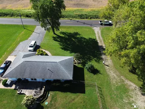 View/Area - 270 E Sterns, Temperance, MI 48182 photo 1 of 9