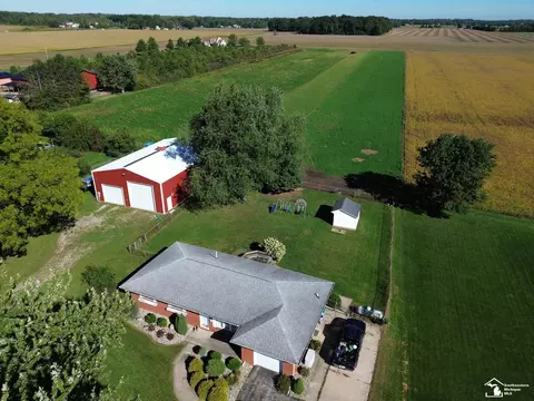 View/Area - 270 E Sterns, Temperance, MI 48182 photo 3 of 9