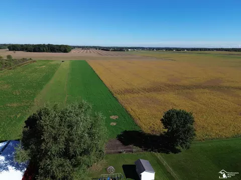 View/Area - 270 E Sterns, Temperance, MI 48182 photo 7 of 9