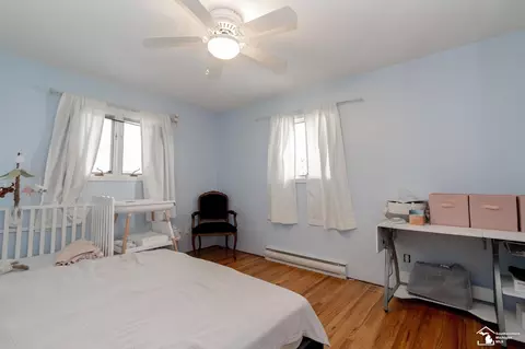 Bedroom - 270 E Sterns, Temperance, MI 48182 photo 1 of 5