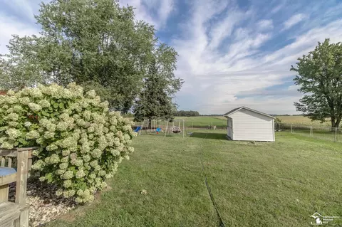 Exterior - 270 E Sterns, Temperance, MI 48182 photo 6 of 9