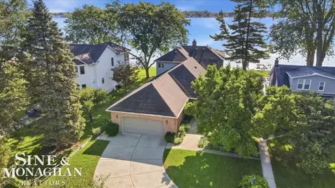 6901 S S Riv, Cottrellville, MI 48039
