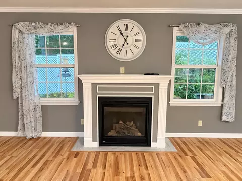 Living - 3825 Lapham, Harrison, MI 48625 photo 3 of 4