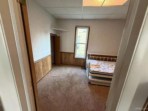 Bedroom - 210 N 13th, Escanaba, MI 49829 photo 10 of 11