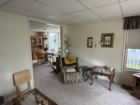 Living - 210 N 13th, Escanaba, MI 49829 photo 5 of 5