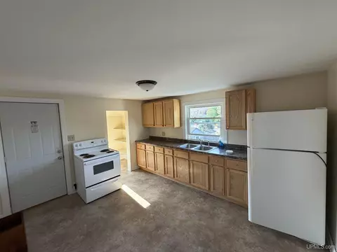 Kitchen - 210 N 13th, Escanaba, MI 49829 photo 1 of 4