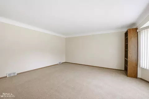 Living - 402 Roland, Grosse Pointe Farms, MI 48236 photo 3 of 6