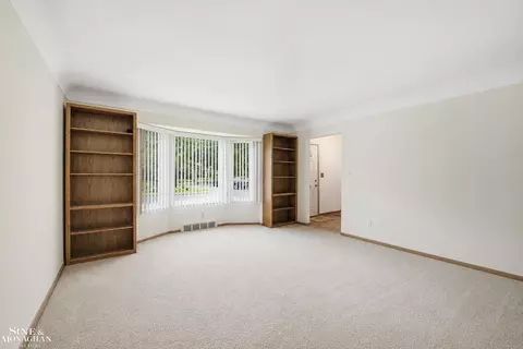 Living - 402 Roland, Grosse Pointe Farms, MI 48236 photo 1 of 6