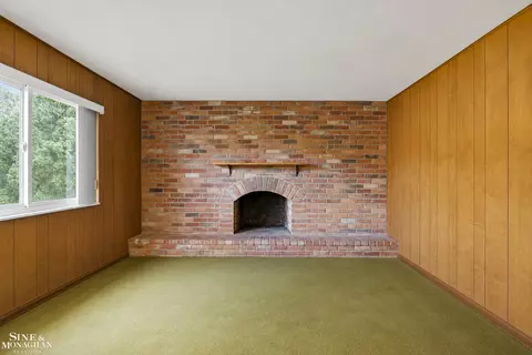 Living - 402 Roland, Grosse Pointe Farms, MI 48236 photo 6 of 6