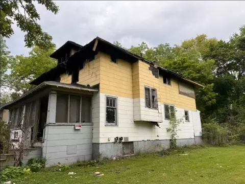 Exterior - 915 Burt, Saginaw, MI 48607 photo 2 of 7