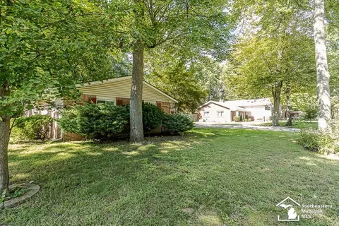 Exterior - 7679 Apache, Temperance, MI 48182 photo 4 of 4