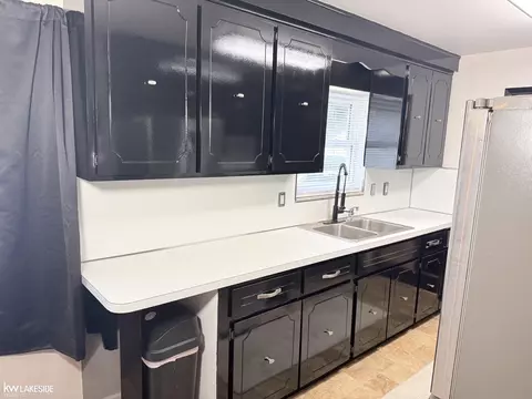 Kitchen - 23632 Willard, Warren, MI 48089 photo 2 of 2