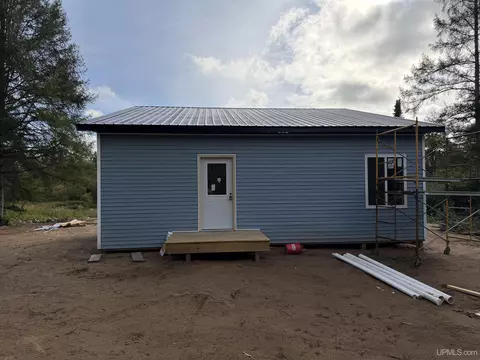 Exterior - 1609 Swanson, Ishpeming, MI 49849 photo 5 of 11