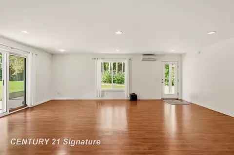 Living - 4090 N Fordney, Hemlock, MI 48626 photo 7 of 8