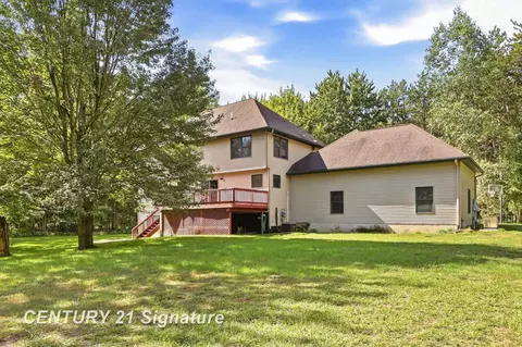 Exterior - 4090 N Fordney, Hemlock, MI 48626 photo 7 of 15