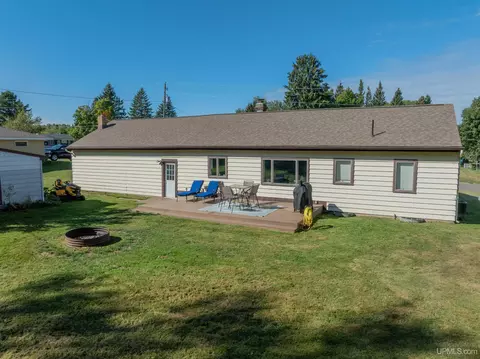 Exterior - 1428 High, Munising, MI 49862 photo 2 of 7