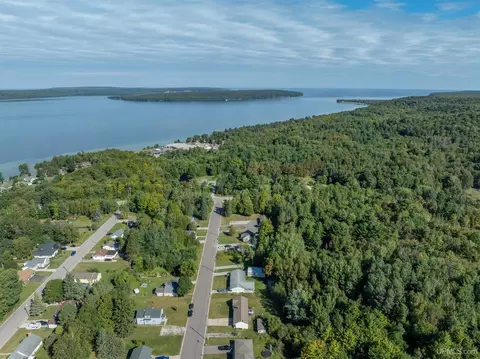 View/Area - 1428 High, Munising, MI 49862 photo 7 of 8