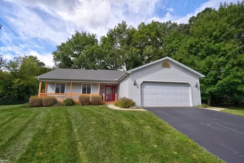 2680 Tomahawk, Waterford, MI 48328