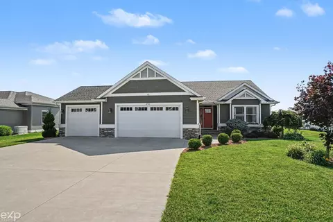 2743 Limerick, Bay City, MI 48706