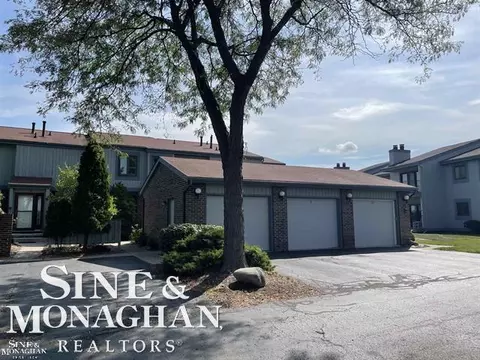 Exterior - 1715 River Rd #11, Saint Clair, MI 48079 photo 6 of 7
