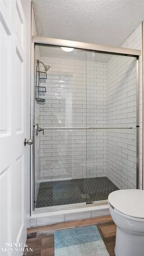 Bath - 1715 River Rd #11, Saint Clair, MI 48079 photo 3 of 7