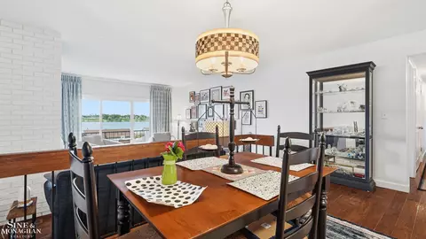 Dining - 1715 River Rd #11, Saint Clair, MI 48079 photo 3 of 4