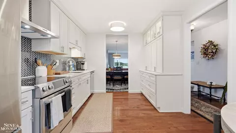 Kitchen - 1715 River Rd #11, Saint Clair, MI 48079 photo 3 of 4