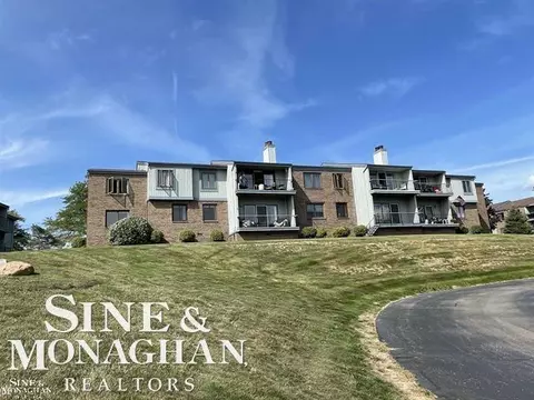 Exterior - 1715 River Rd #11, Saint Clair, MI 48079 photo 2 of 7