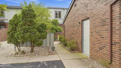 Exterior - 1715 River Rd #11, Saint Clair, MI 48079 photo 5 of 7