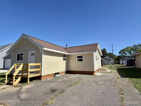 213 Hemlock, Kingsford, MI 49802