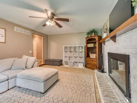 Living - 7735 Coventry, Temperance, MI 48182 photo 4 of 5