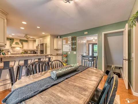 Dining - 7735 Coventry, Temperance, MI 48182 photo 1 of 3