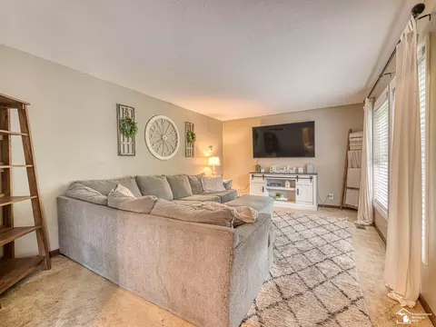 Living - 7735 Coventry, Temperance, MI 48182 photo 1 of 5