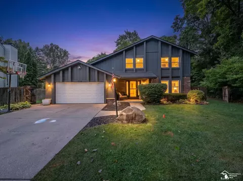 Exterior - 7735 Coventry, Temperance, MI 48182 photo 2 of 12