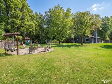 Exterior - 7735 Coventry, Temperance, MI 48182 photo 4 of 12