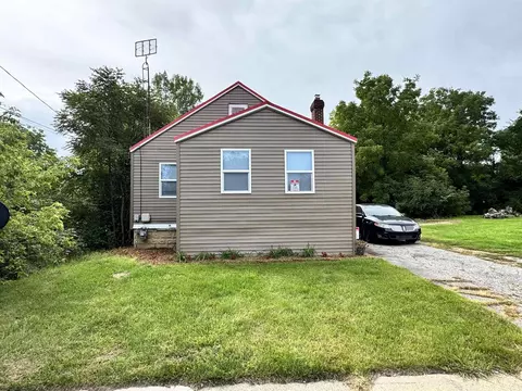914 E Carpenter, Flint, MI 48505 photo 2