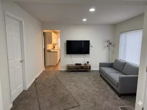 914 E Carpenter, Flint, MI 48505 photo 10