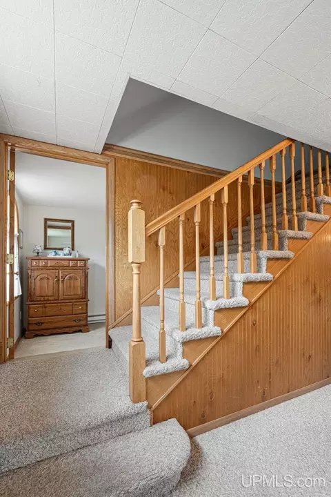 Entry Way - 131 Zoberlein, Ishpeming, MI 49849 photo 1 of 1
