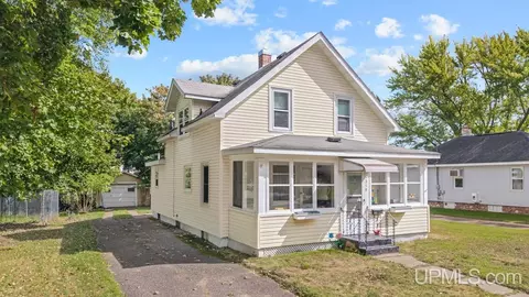 225 Beech, Kingsford, MI 49802