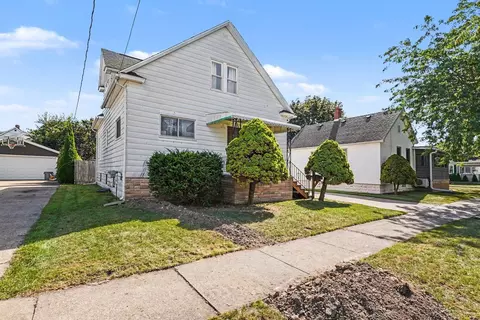 715 S Sheridan, Bay City, MI 48708