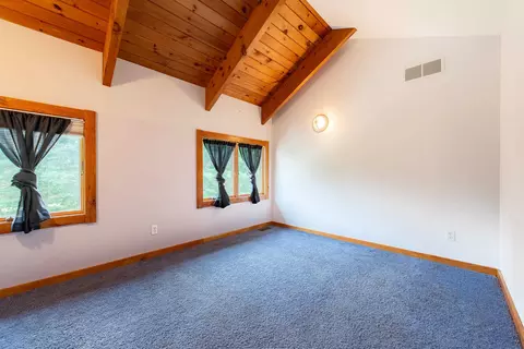 Bedroom - 2378 N M-30, Gladwin, MI 48624 photo 4 of 8