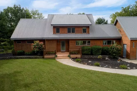 Exterior - 2378 N M-30, Gladwin, MI 48624 photo 3 of 11