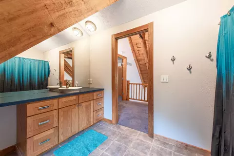 Bath - 2378 N M-30, Gladwin, MI 48624 photo 7 of 7