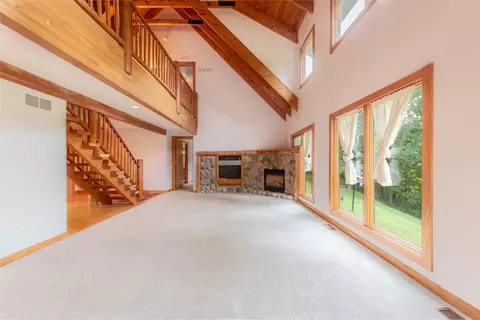 Living - 2378 N M-30, Gladwin, MI 48624 photo 2 of 8