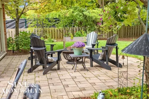 Exterior - 44 N Deeplands, Grosse Pointe Shores, MI 48236 photo 13 of 22